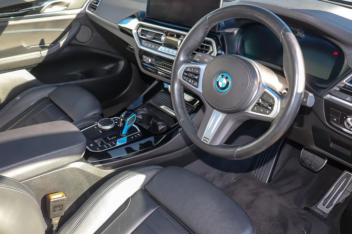 2022 BMW iX3 G08