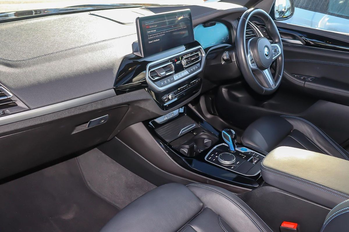2022 BMW iX3 G08