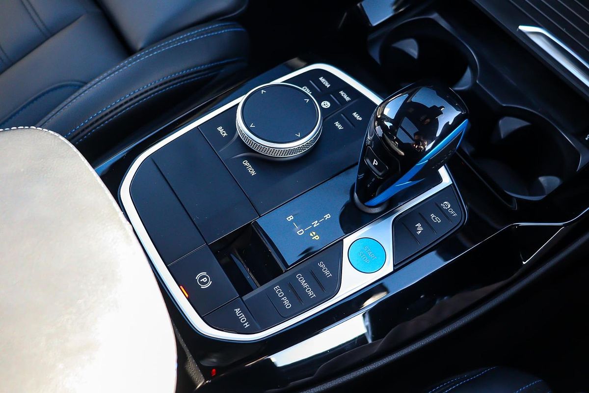 2022 BMW iX3 G08