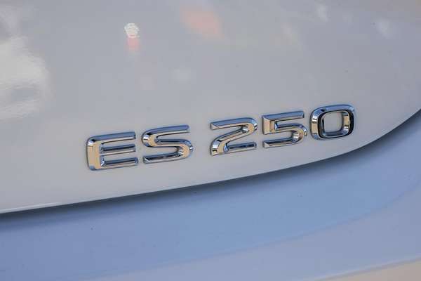 2023 Lexus ES ES250 Luxury AXZA10R