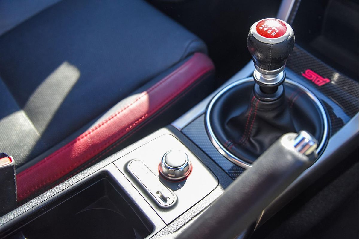 2014 Subaru WRX STi PREMIUM (AWD) MY15