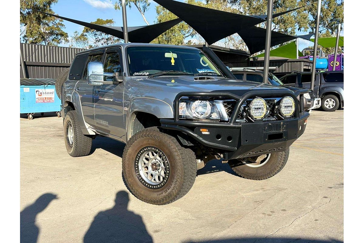 2010 Nissan Patrol ST GU 7