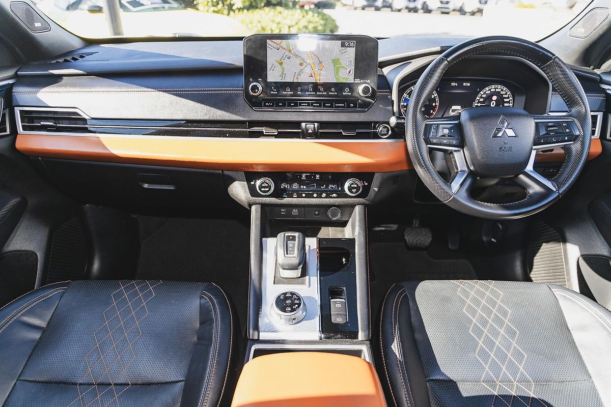 2021 Mitsubishi Outlander Exceed Tourer ZM