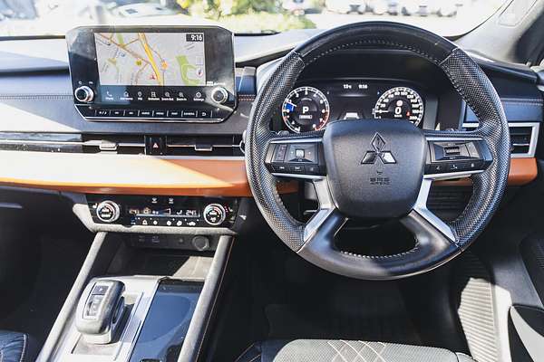 2021 Mitsubishi Outlander Exceed Tourer ZM