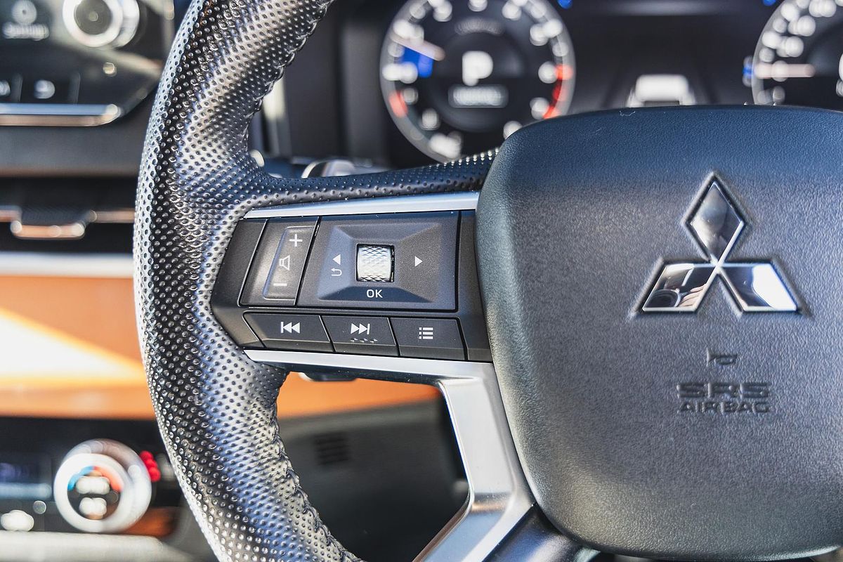 2021 Mitsubishi Outlander Exceed Tourer ZM