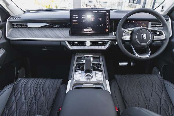 2025 GWM Tank 500 Vanta Hybrid P03