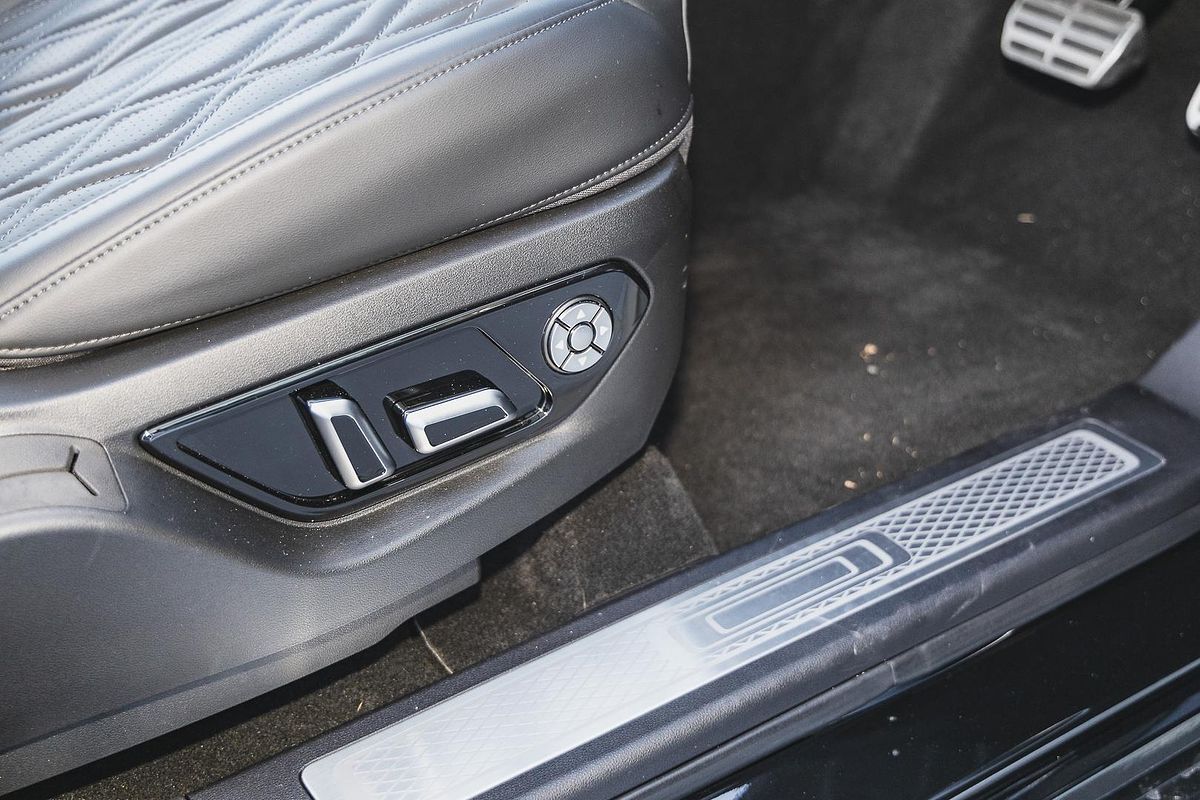 2025 GWM Tank 500 Vanta Hybrid P03