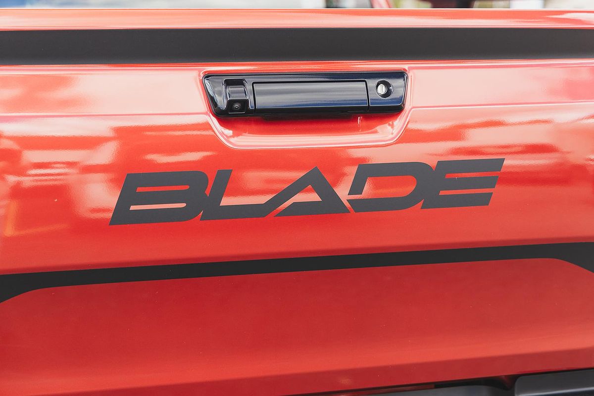2024 Isuzu D-MAX BLADE 4X4