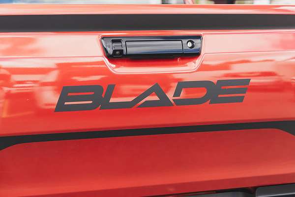 2024 Isuzu D-MAX BLADE 4X4