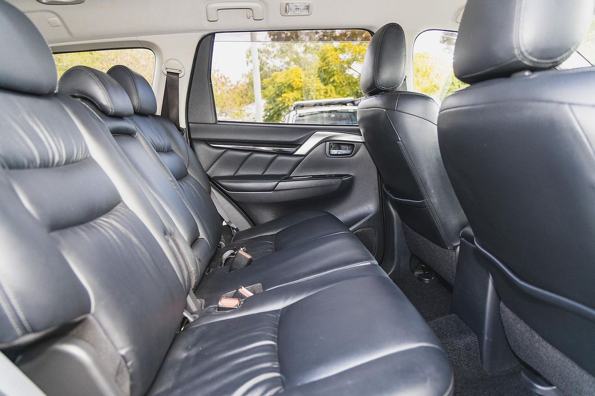 2016 Mitsubishi Pajero Sport GLS QE
