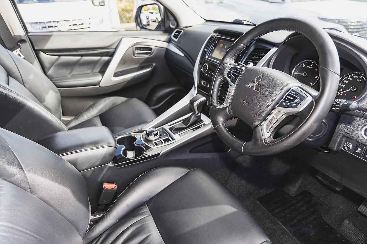2016 Mitsubishi Pajero Sport GLS QE