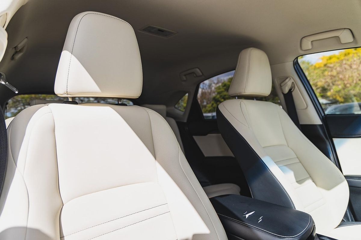 2018 Lexus NX NX300 Luxury AGZ10R