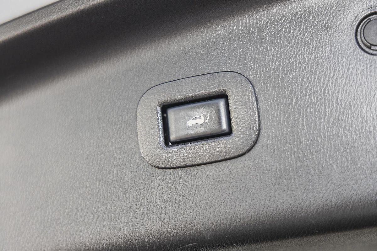 2020 Nissan Patrol Ti-L Y62 Series 5