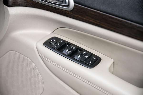2014 Jeep Grand Cherokee Laredo WK