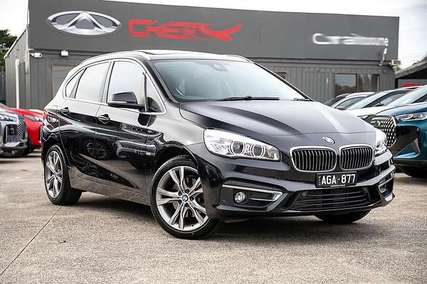 2015 BMW 2 Series 220i Sport Line F45