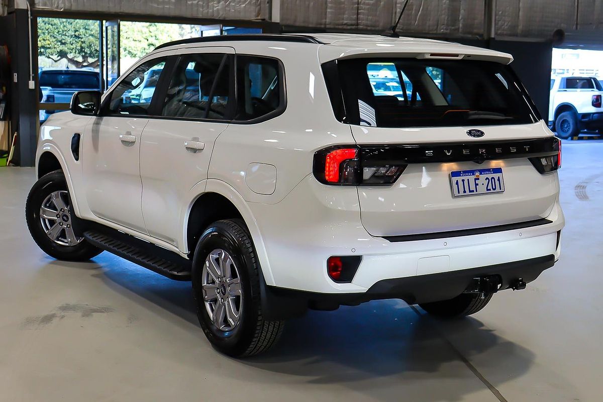2024 Ford Everest Ambiente 2.0L