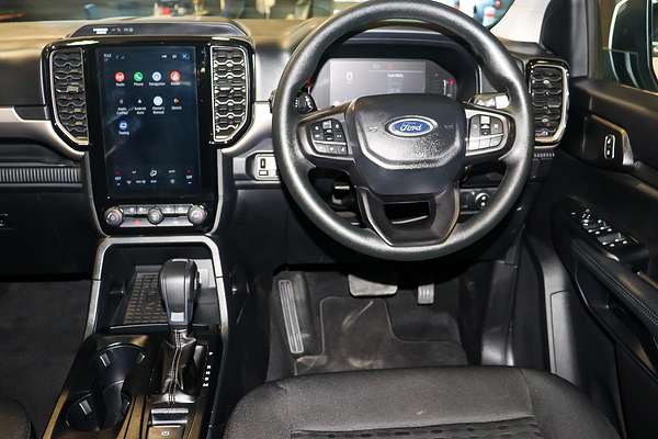 2024 Ford Everest Ambiente 2.0L