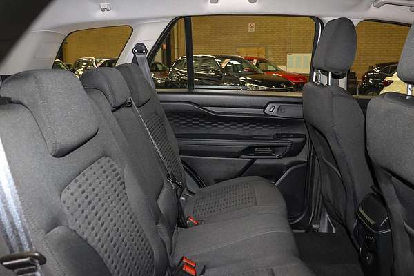 2024 Ford Everest Ambiente 2.0L