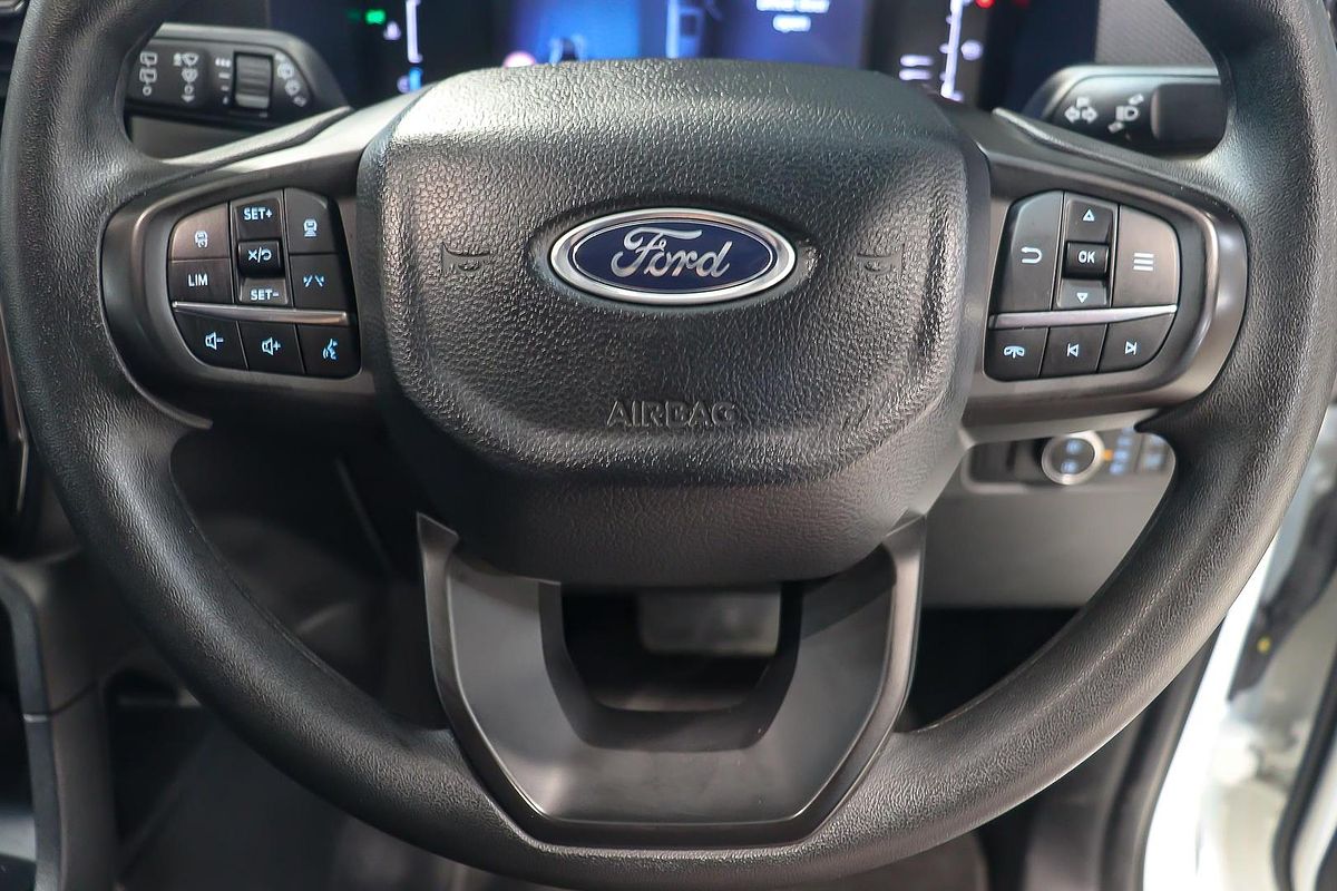 2024 Ford Everest Ambiente 2.0L