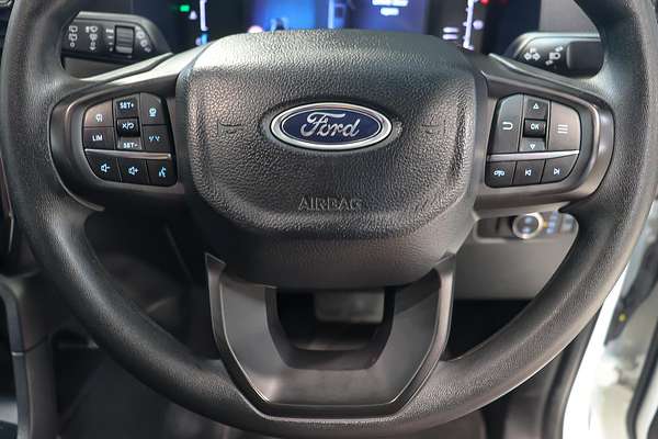 2024 Ford Everest Ambiente 2.0L
