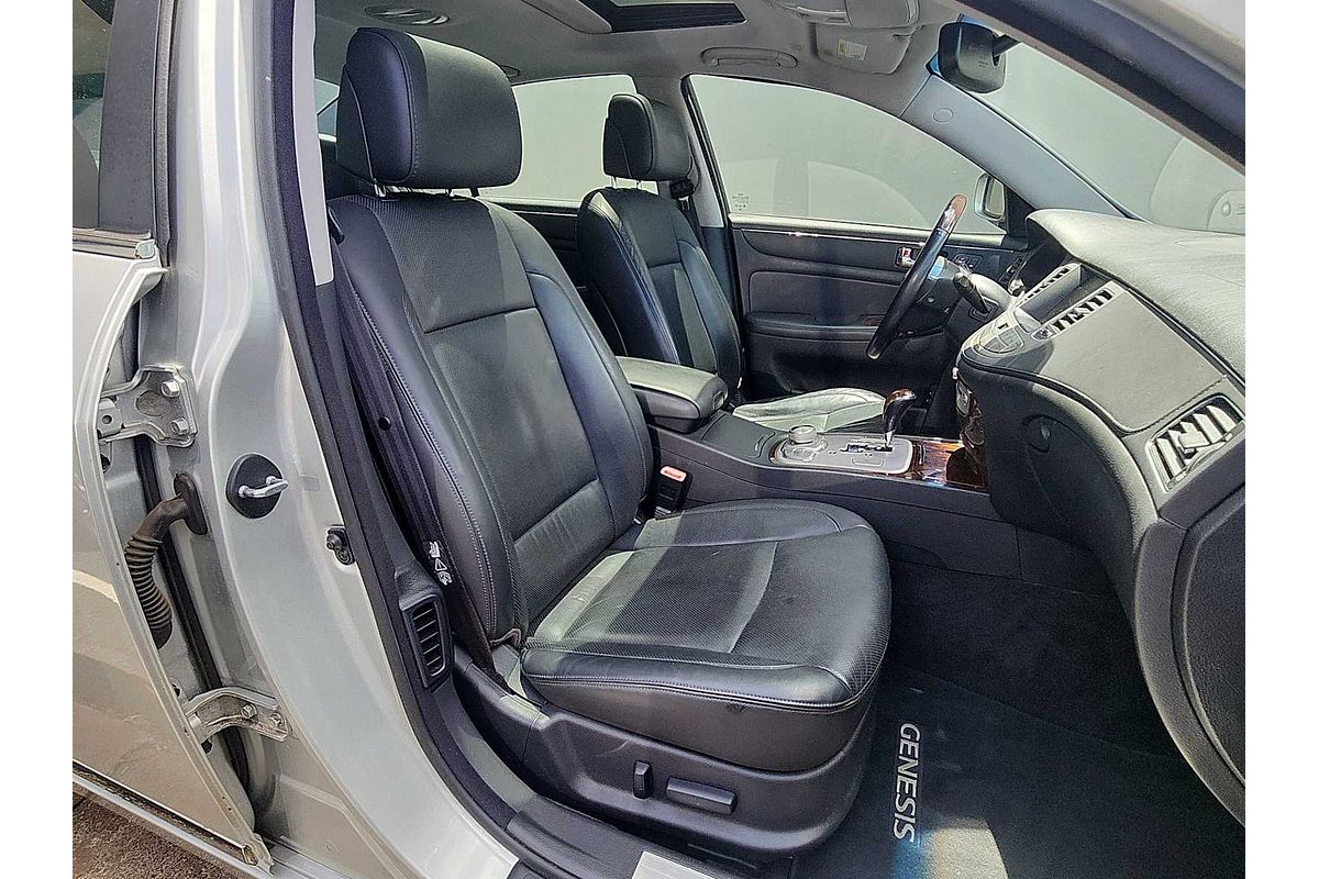 2011 Hyundai Genesis