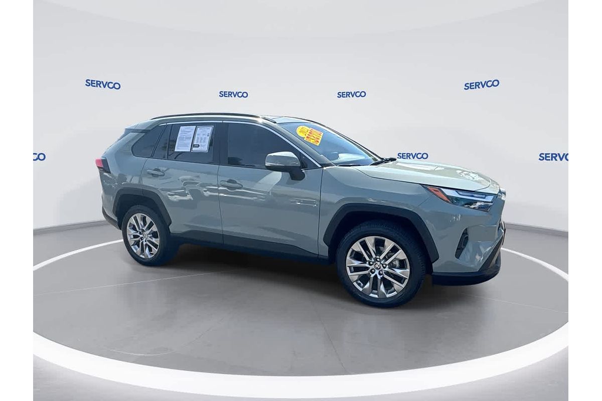 2022 Toyota RAV4 XLE Premium