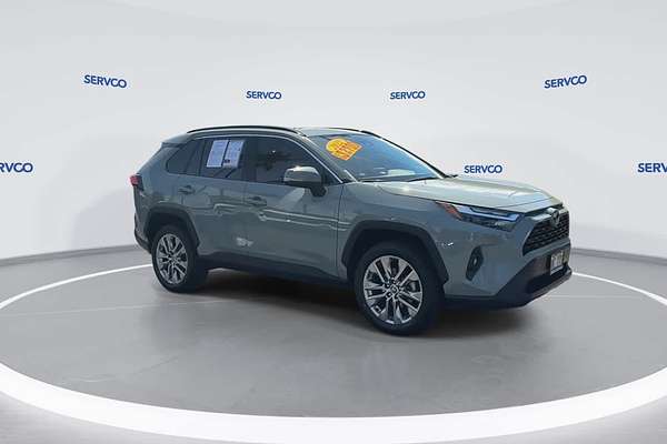 2022 Toyota RAV4 XLE Premium