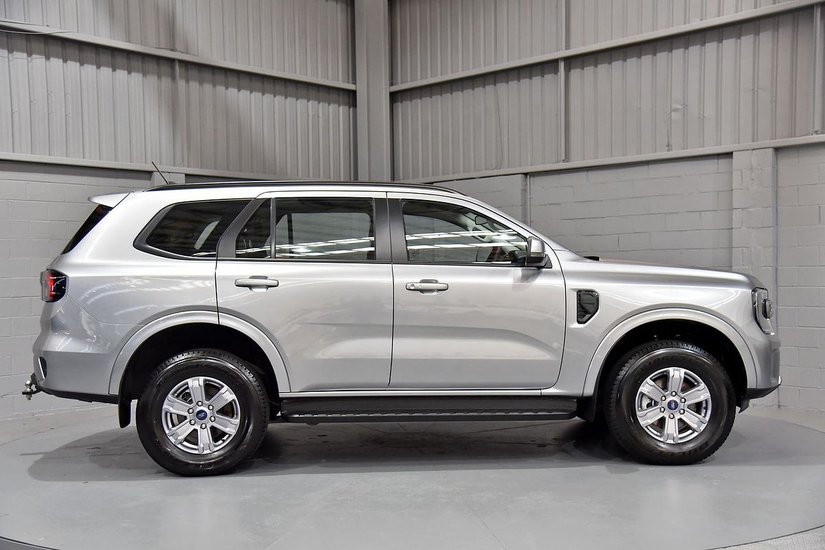 2024 Ford Everest Ambiente 2.0L