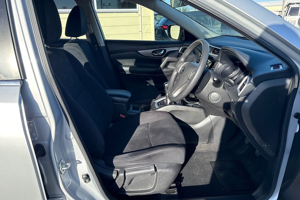 2014 Nissan X-TRAIL ST T32