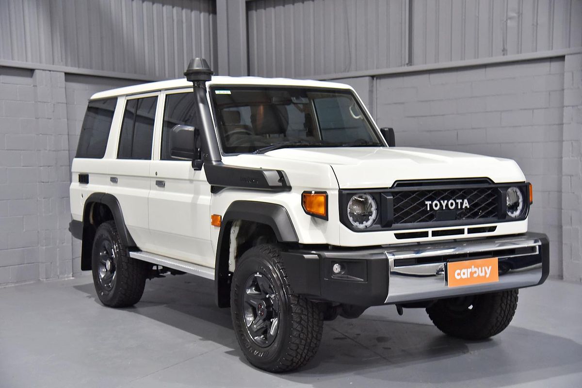 2024 Toyota Landcruiser GXL VDJL76R