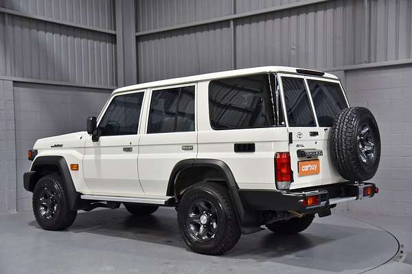 2024 Toyota Landcruiser GXL VDJL76R