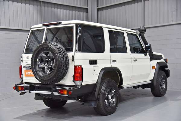 2024 Toyota Landcruiser GXL VDJL76R