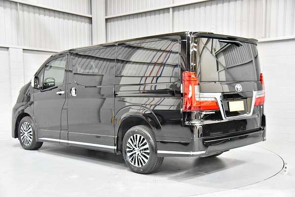 2023 Toyota Granvia VX GDH303R