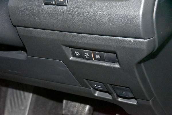 2023 Toyota Granvia VX GDH303R