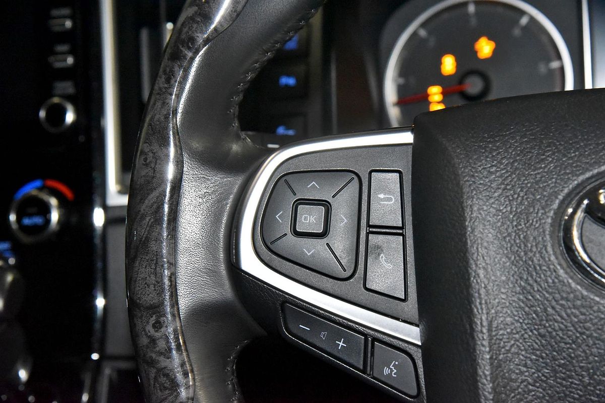 2023 Toyota Granvia VX GDH303R