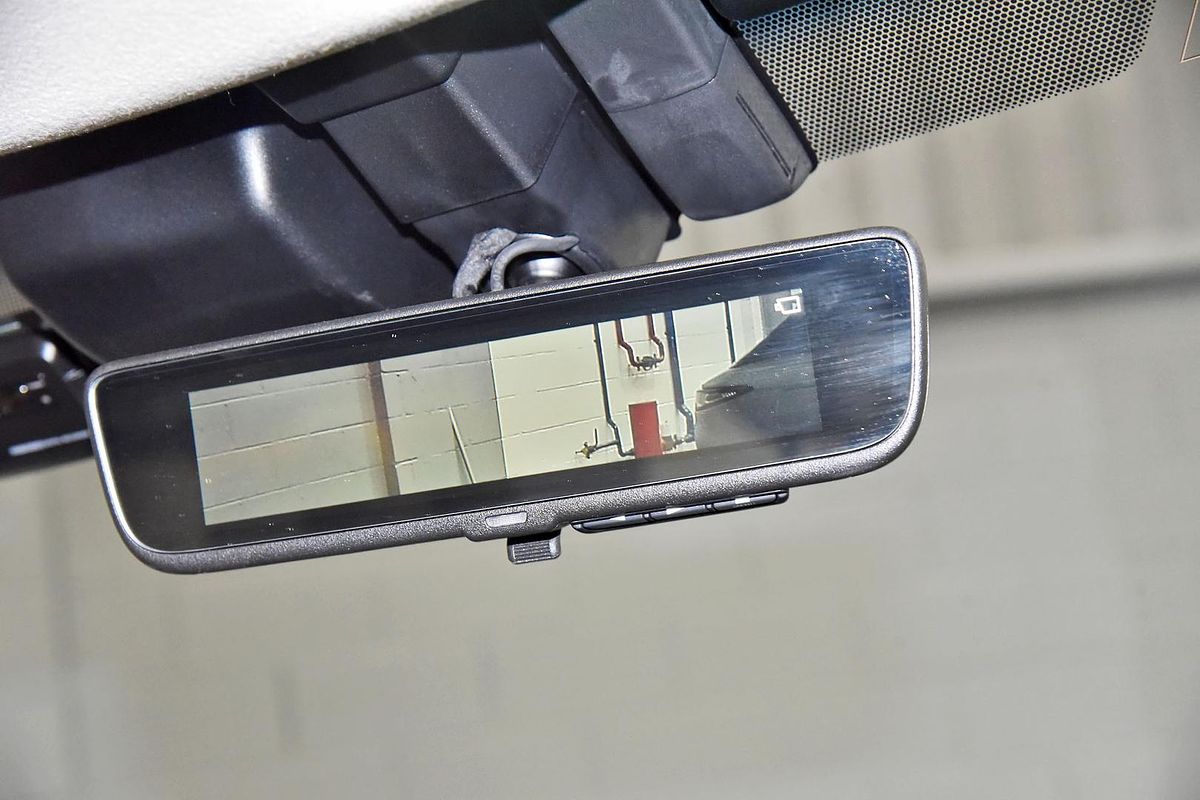 2023 Toyota Granvia VX GDH303R