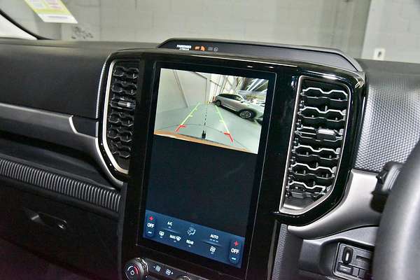 2024 Ford Everest Ambiente 2.0L