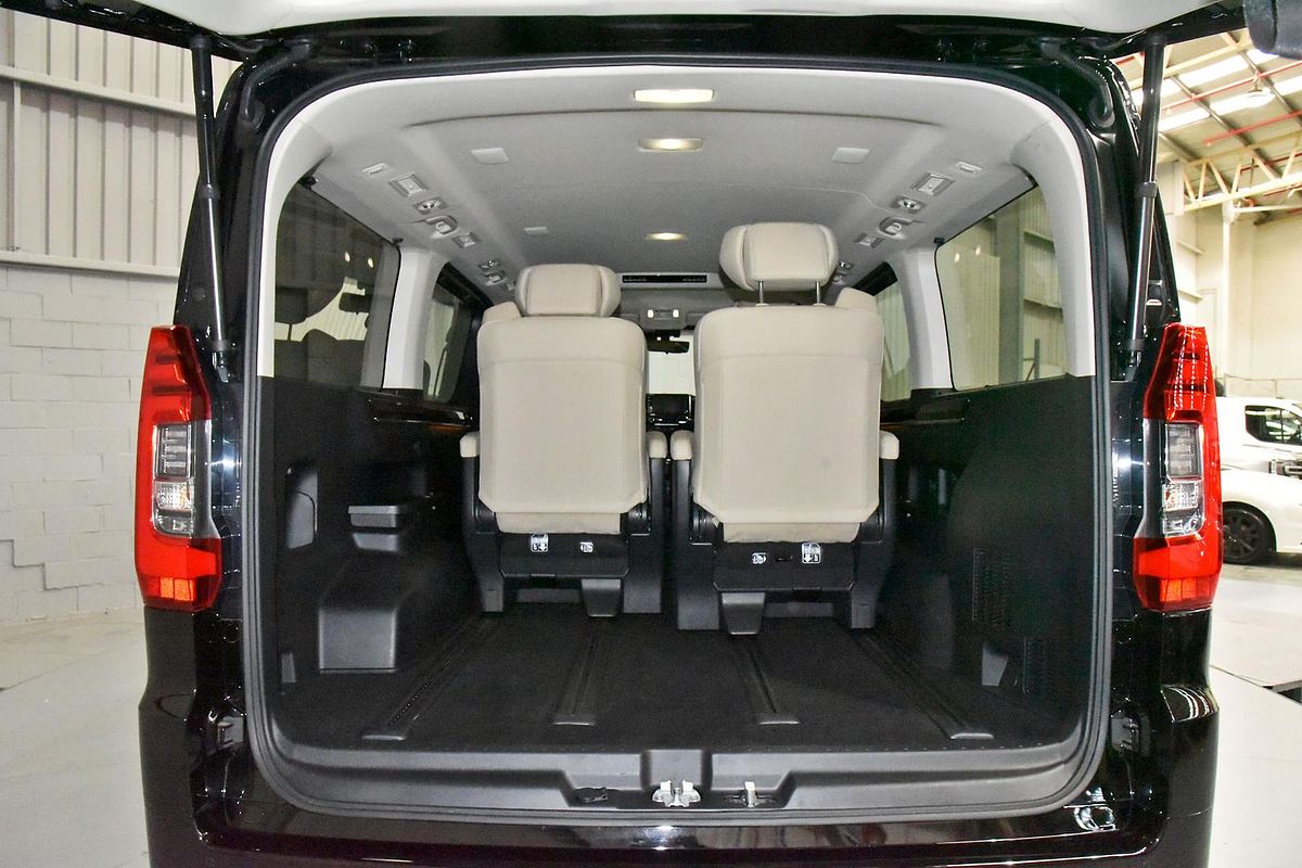 2023 Toyota Granvia VX GDH303R
