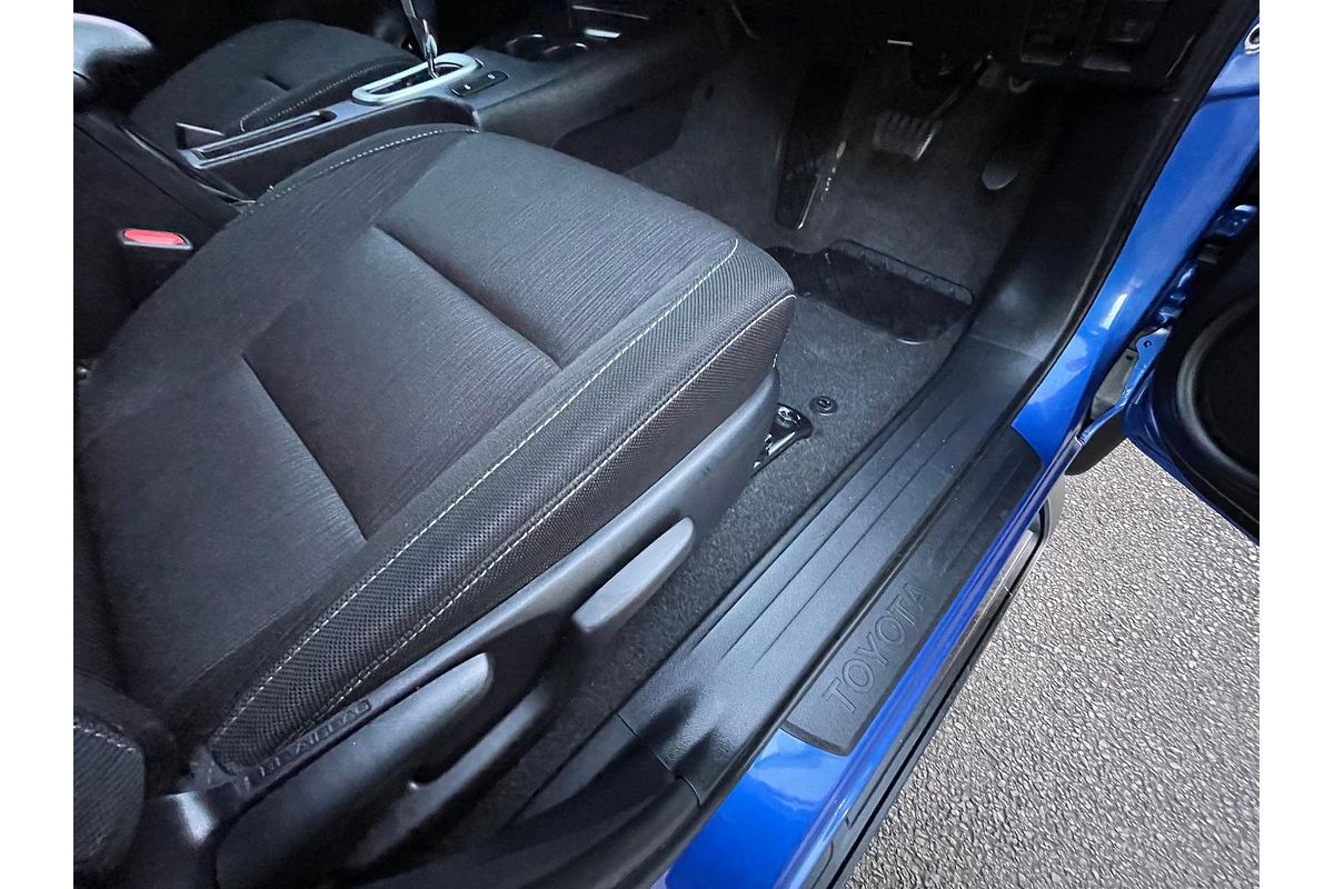 2022 Toyota Hilux SR5 GUN126R 4X4