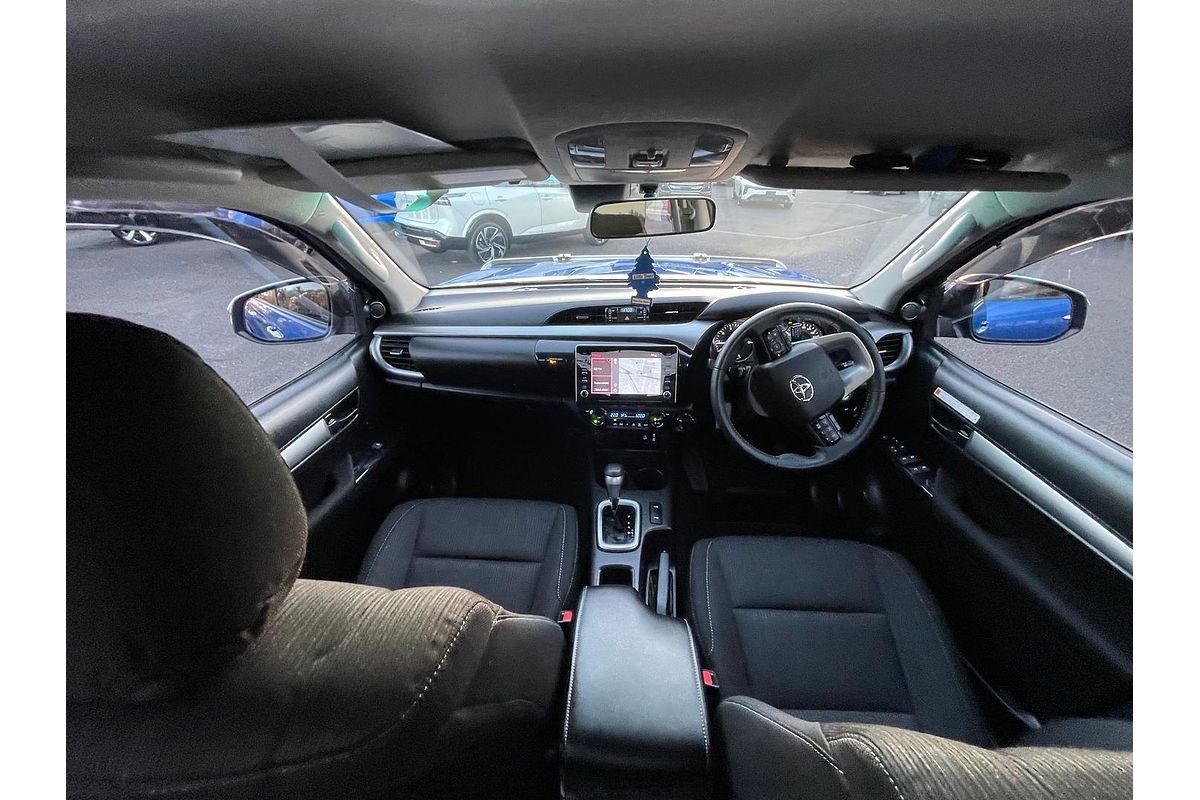 2022 Toyota Hilux SR5 GUN126R 4X4