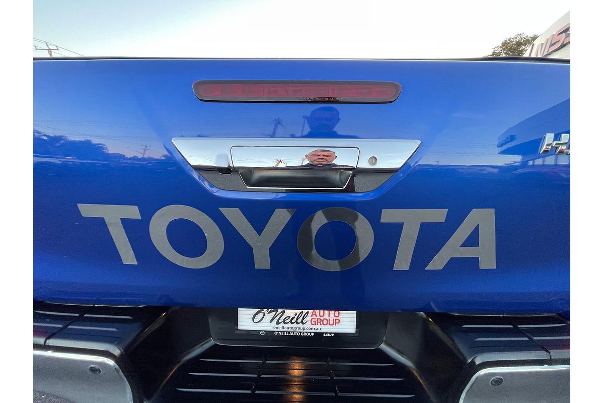 2022 Toyota Hilux SR5 GUN126R 4X4