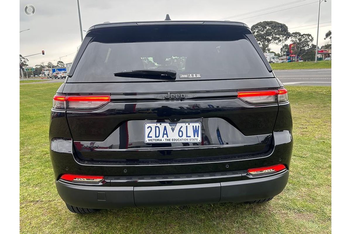 2023 Jeep Grand Cherokee Night Eagle WL