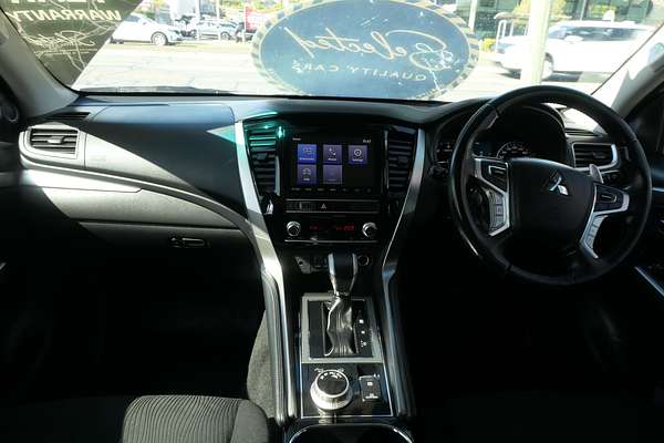 2020 Mitsubishi Pajero Sport GLX QF