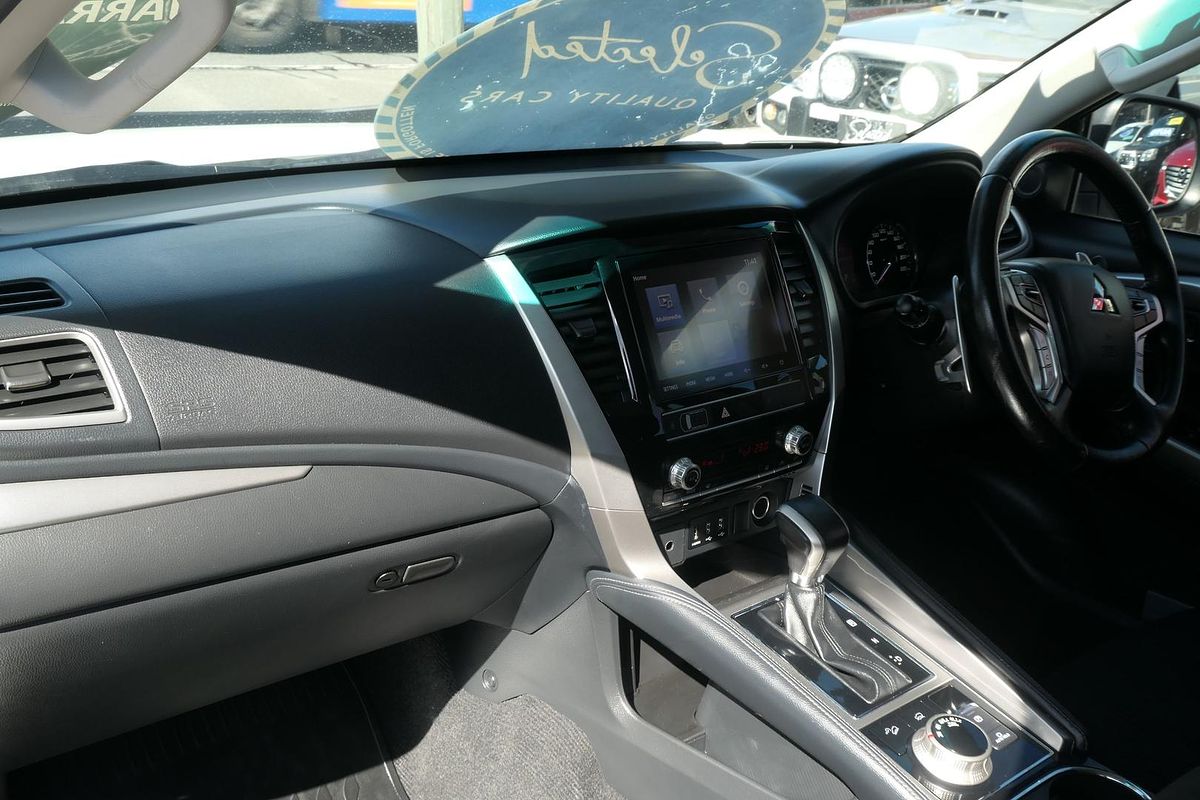 2020 Mitsubishi Pajero Sport GLX QF