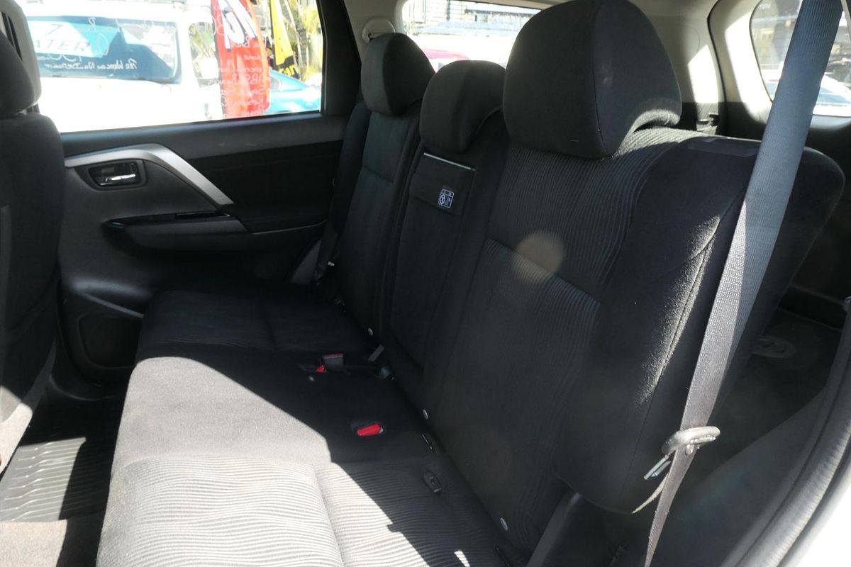 2020 Mitsubishi Pajero Sport GLX QF