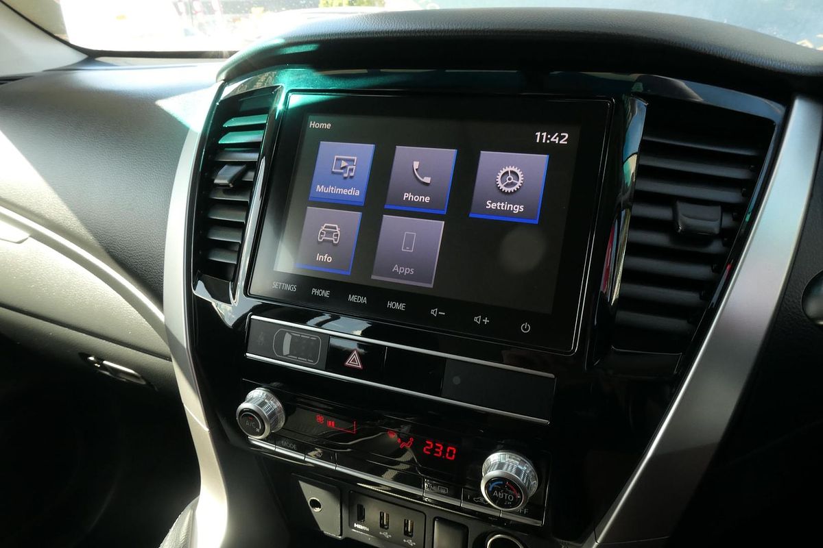 2020 Mitsubishi Pajero Sport GLX QF