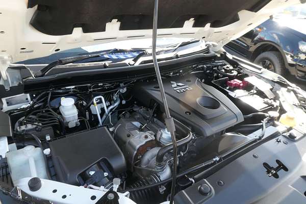 2020 Mitsubishi Pajero Sport GLX QF