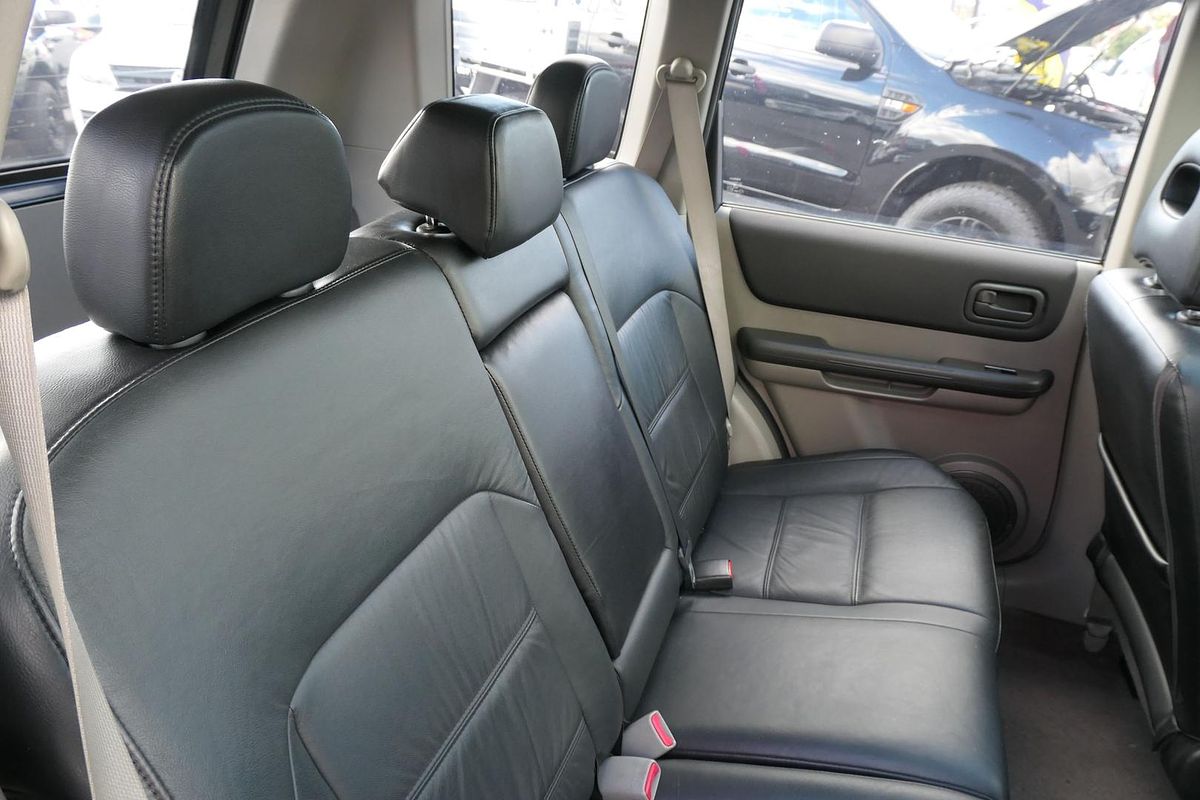 2005 Nissan X-TRAIL Ti T30 II