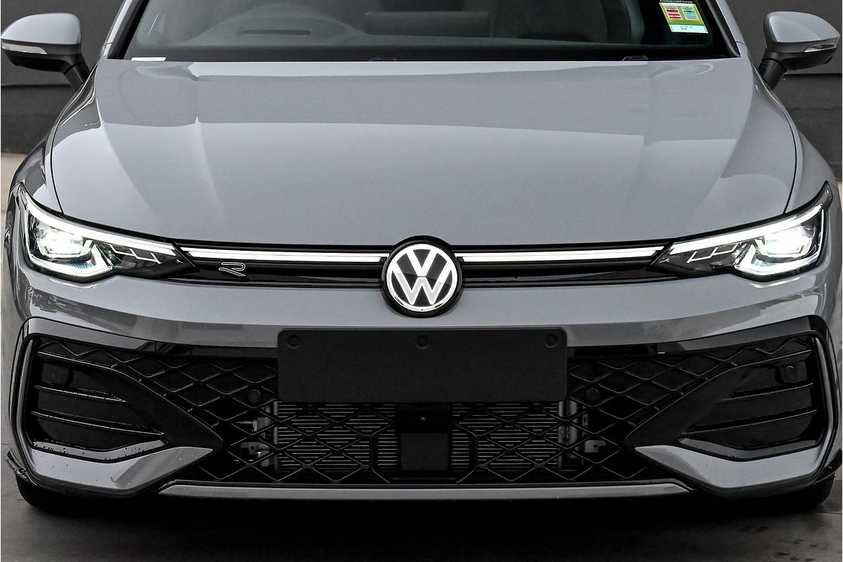 2025 Volkswagen Golf 110TSI R-Line 8.5