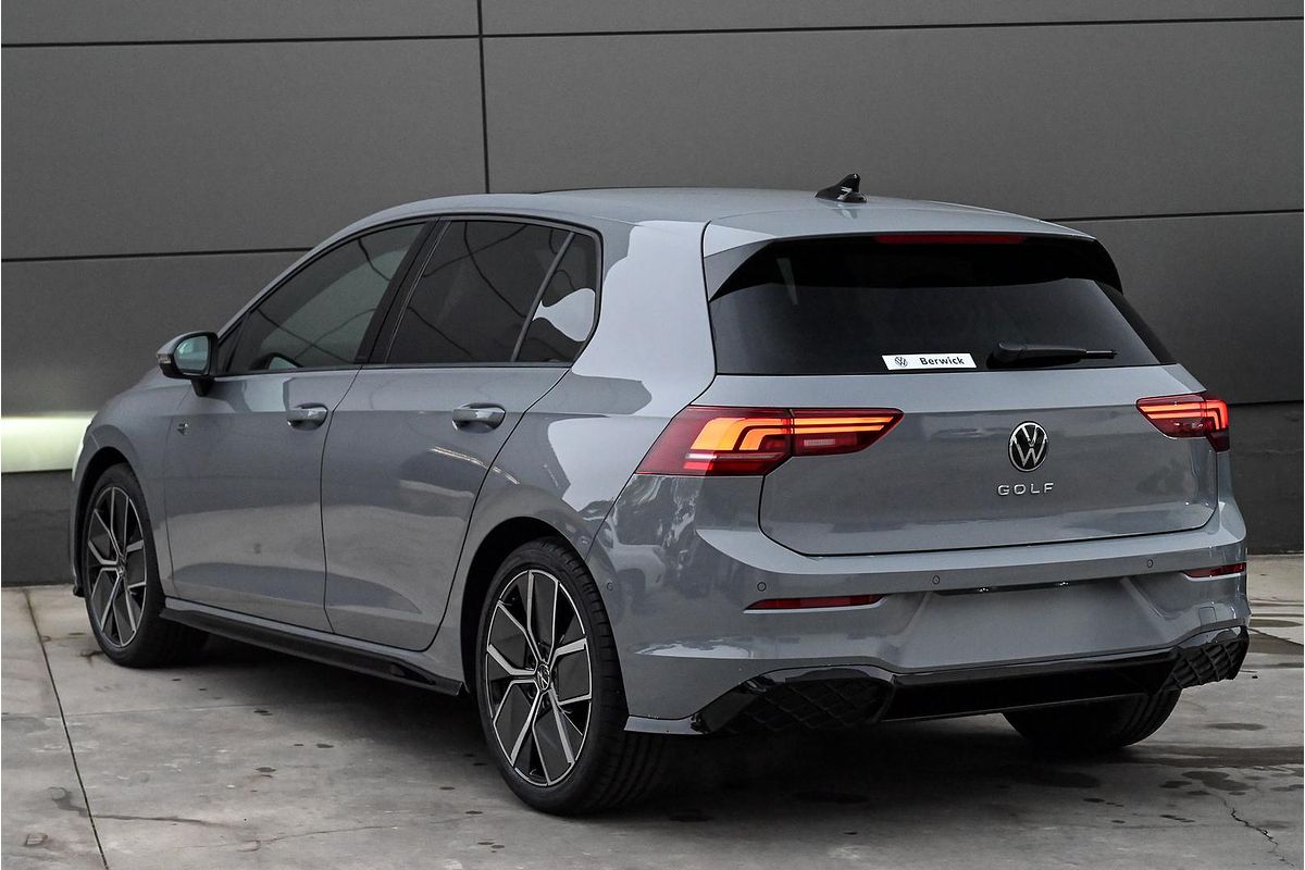 2025 Volkswagen Golf 110TSI R-Line 8.5